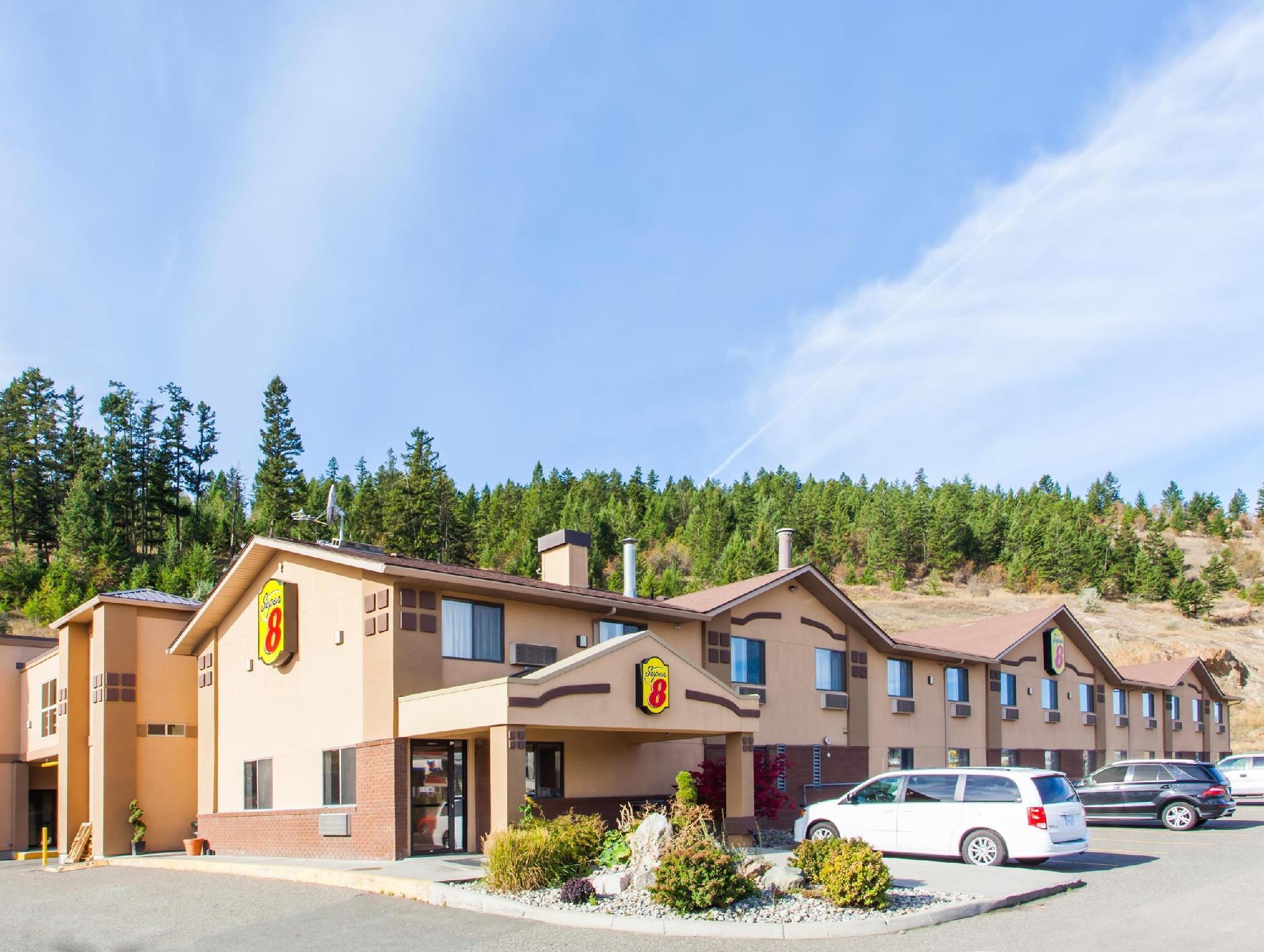 Готель Super 8 By Wyndham Kamloops On The Hill Екстер'єр фото